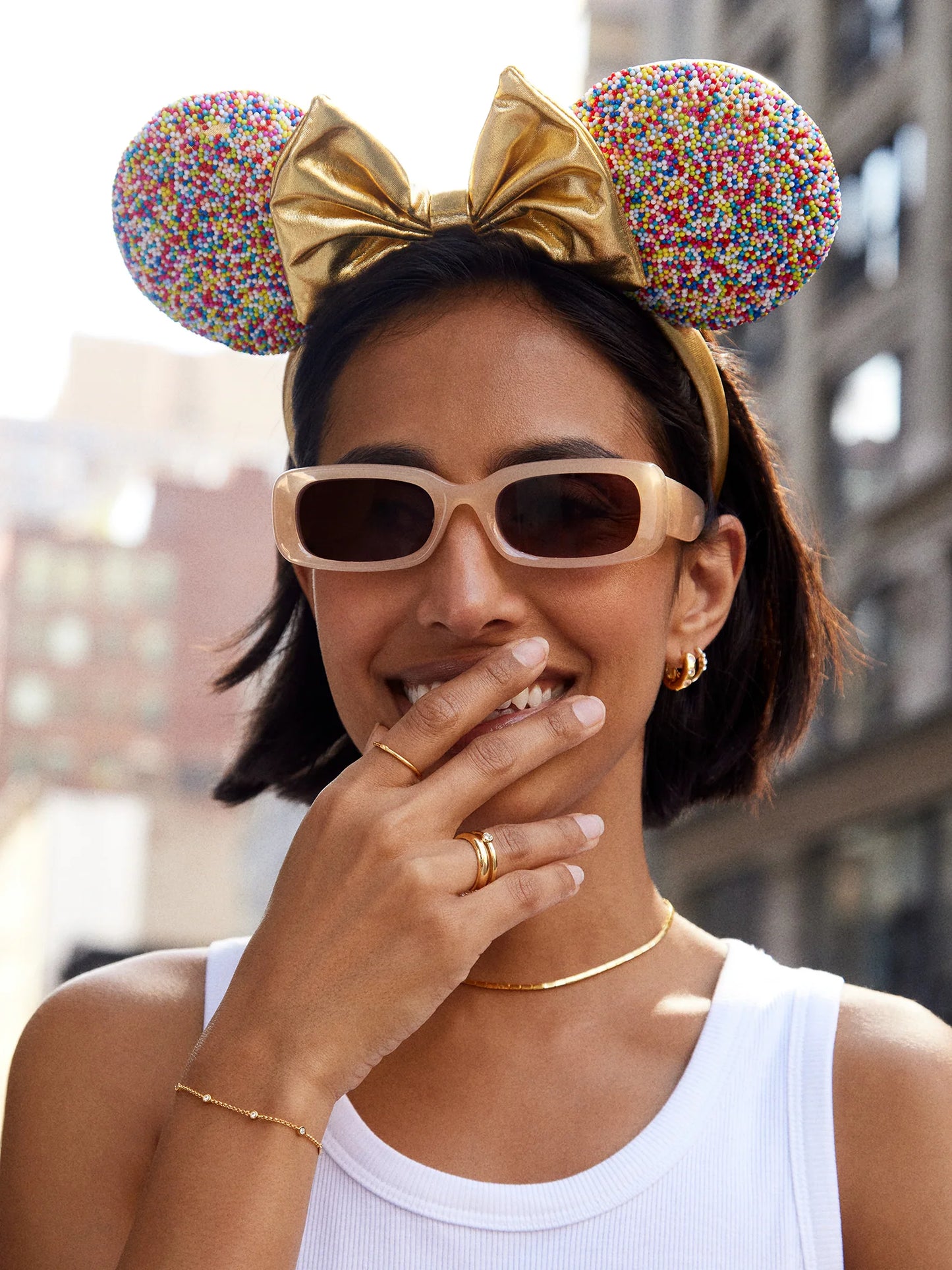 Diadema con orejas de confeti de Minnie Mouse de Disney